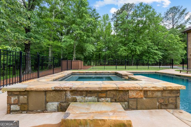 752 Grant Road, Brooks, GA 30205