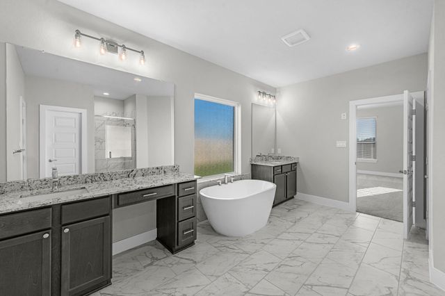 4502 Whisperwood Drive, Rosenberg, TX 77471