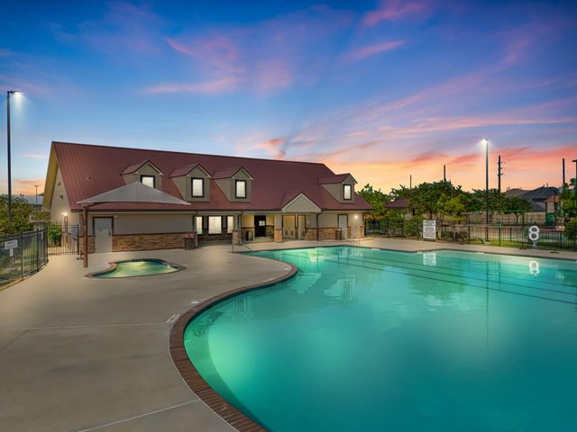 4502 Whisperwood Drive, Rosenberg, TX 77471