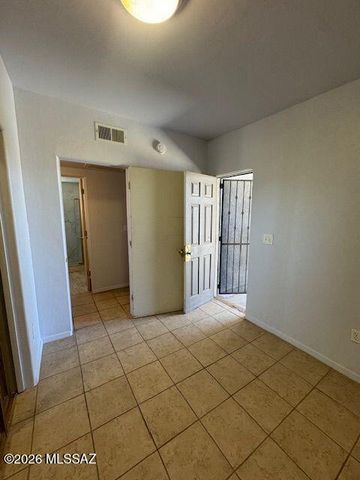 202 E 32nd Street, Tucson, AZ 85713