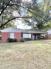 4487 E DEARING RD, Memphis, TN 38117