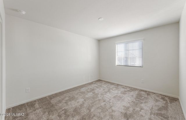 806 W Calle Falerno, Sahuarita, AZ 85629