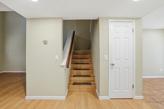 5274 Lake Knoll Ln, Fair Oaks, CA 95628