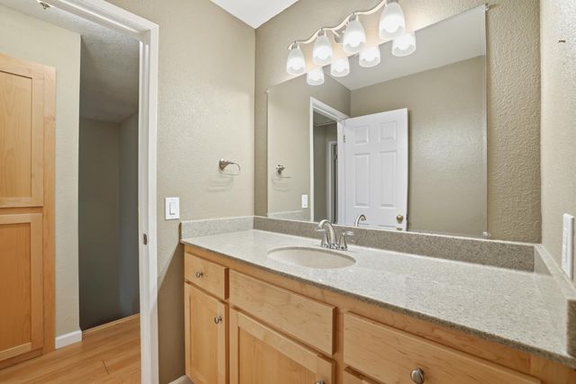 5274 Lake Knoll Ln, Fair Oaks, CA 95628