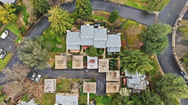 5274 Lake Knoll Ln, Fair Oaks, CA 95628