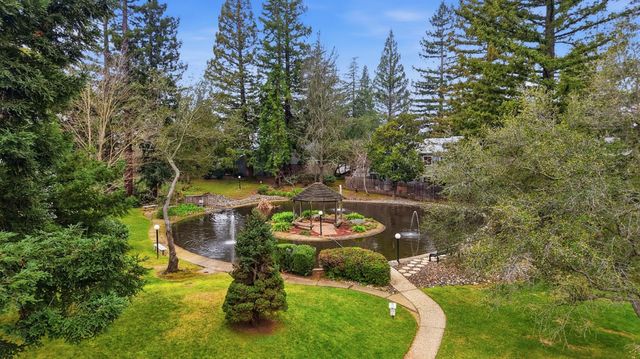 5274 Lake Knoll Ln, Fair Oaks, CA 95628