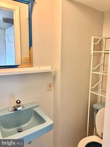 13 MITNICK, Nottingham, MD 21236