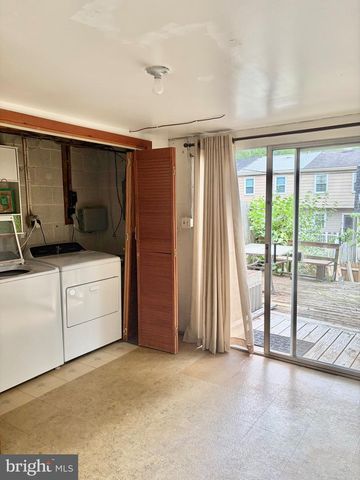 13 MITNICK, Nottingham, MD 21236