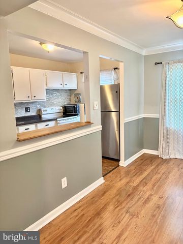 13 MITNICK, Nottingham, MD 21236