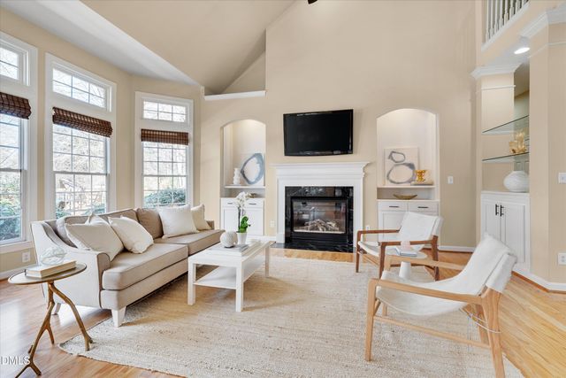 101 Hogan Woods Circle, Chapel Hill, NC 27516