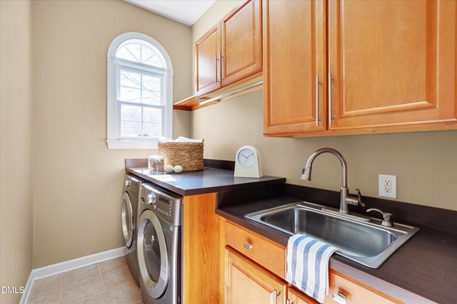 101 Hogan Woods Circle, Chapel Hill, NC 27516