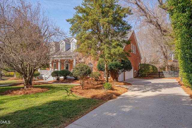 101 Hogan Woods Circle, Chapel Hill, NC 27516