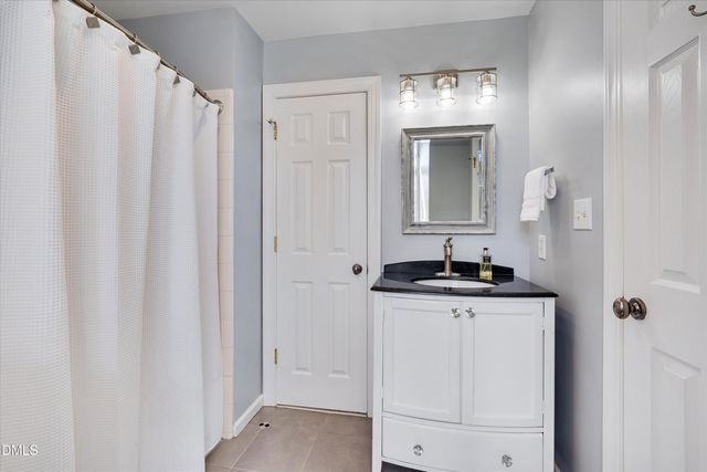 101 Hogan Woods Circle, Chapel Hill, NC 27516