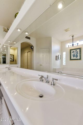 5783 S AMBERWOOD Drive, Sun Lakes, AZ 85248