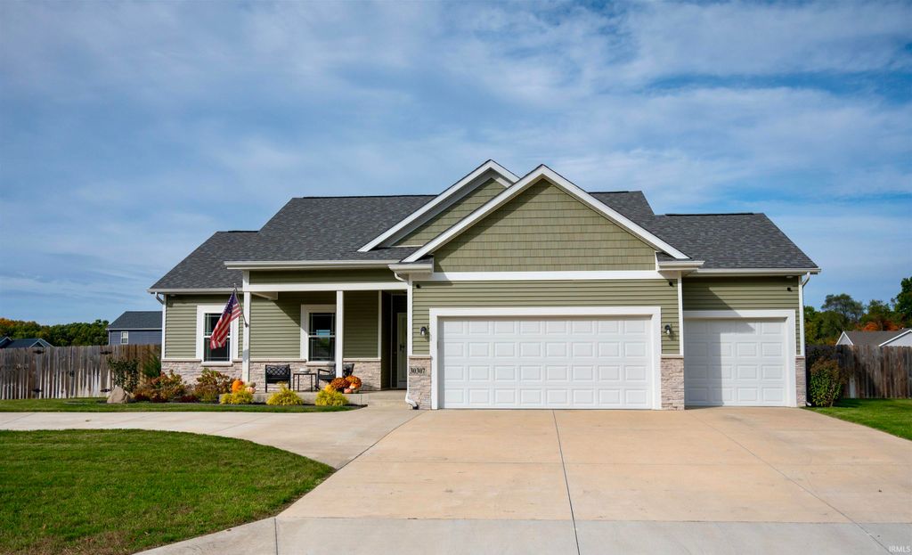 30307 Pine Bluff Drive, Elkhart, IN 46517