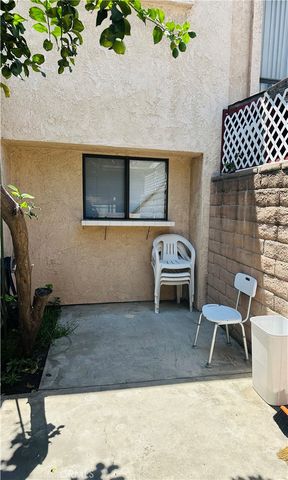 15031 Chatsworth 22, San Fernando, CA 91345