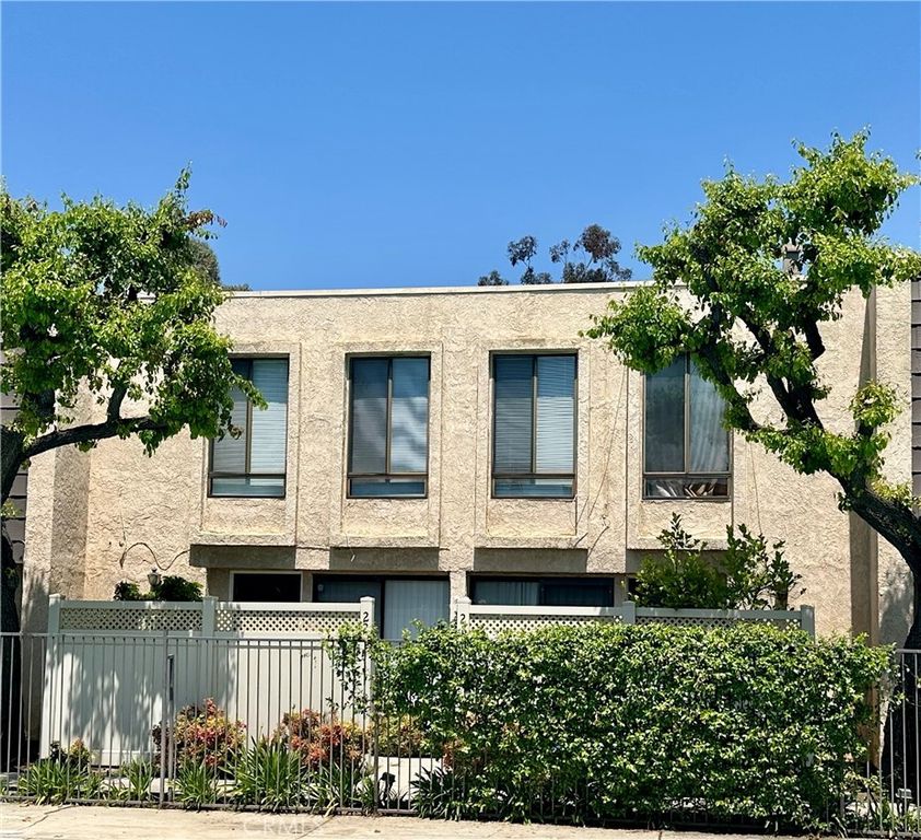 15031 Chatsworth 22, San Fernando, CA 91345