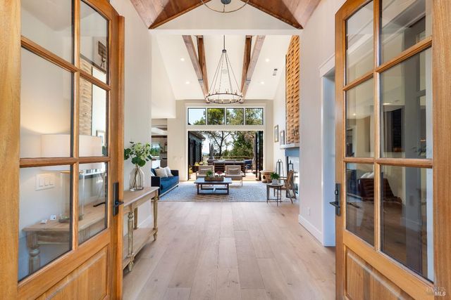 3523 Hanover Pl, Santa Rosa, CA 95404