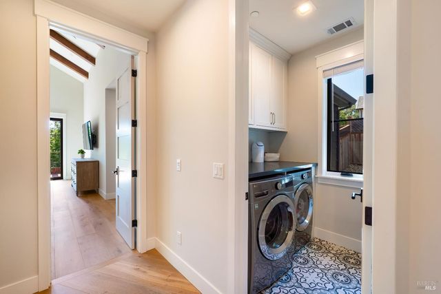 3523 Hanover Pl, Santa Rosa, CA 95404