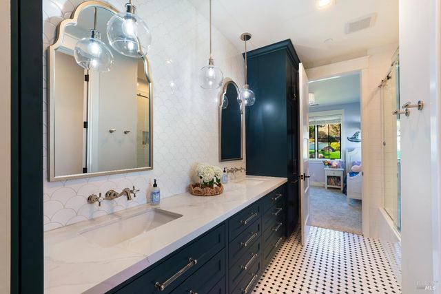 3523 Hanover Pl, Santa Rosa, CA 95404