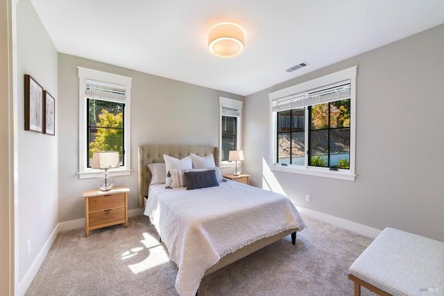 3523 Hanover Pl, Santa Rosa, CA 95404