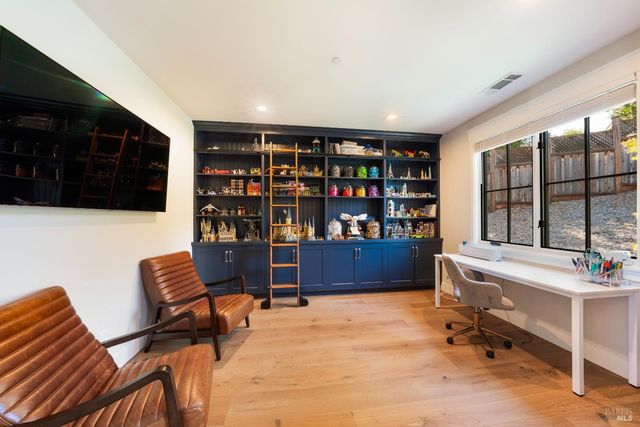 3523 Hanover Pl, Santa Rosa, CA 95404