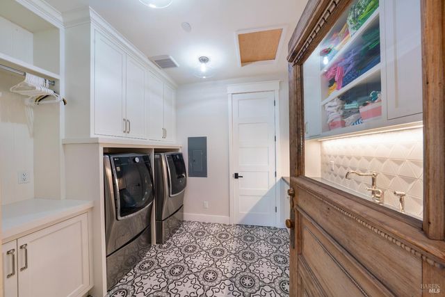 3523 Hanover Pl, Santa Rosa, CA 95404