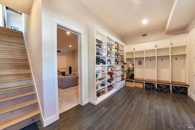 3523 Hanover Pl, Santa Rosa, CA 95404