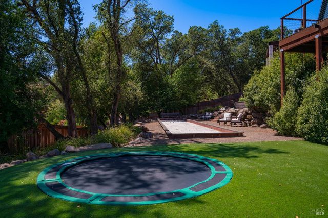 3523 Hanover Pl, Santa Rosa, CA 95404