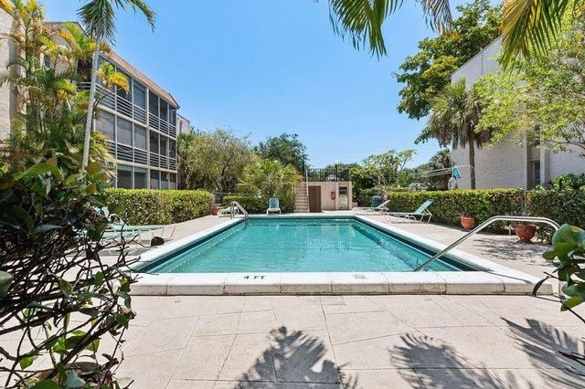 485 N Pine Island Road 105A, Plantation, FL 33324