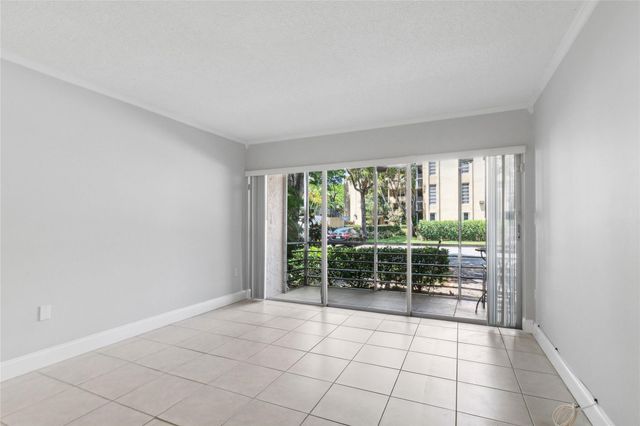 485 N Pine Island Road 105A, Plantation, FL 33324