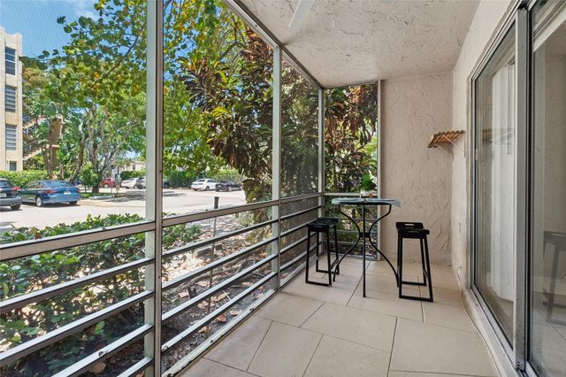 485 N Pine Island Road 105A, Plantation, FL 33324