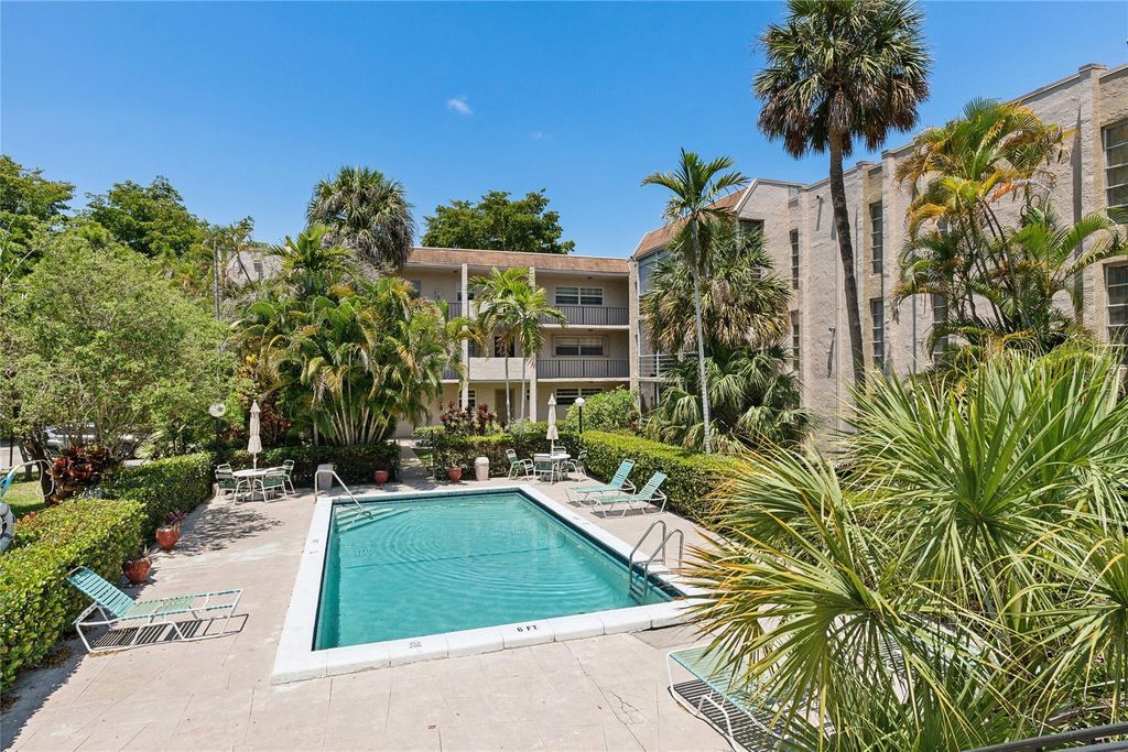 485 N Pine Island Road 105A, Plantation, FL 33324