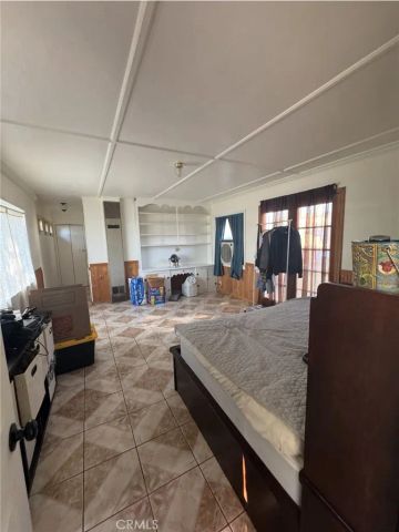 9167 Citrus Avenue, Fontana, CA 92335