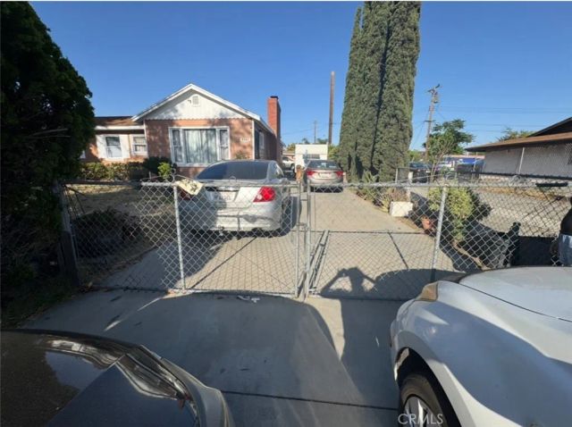 9167 Citrus Avenue, Fontana, CA 92335