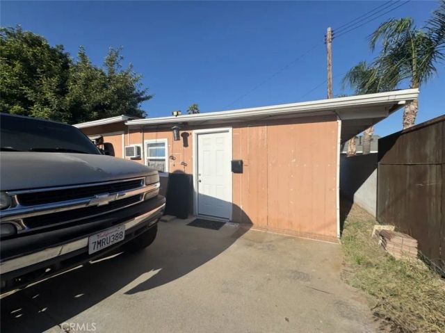 9167 Citrus Avenue, Fontana, CA 92335