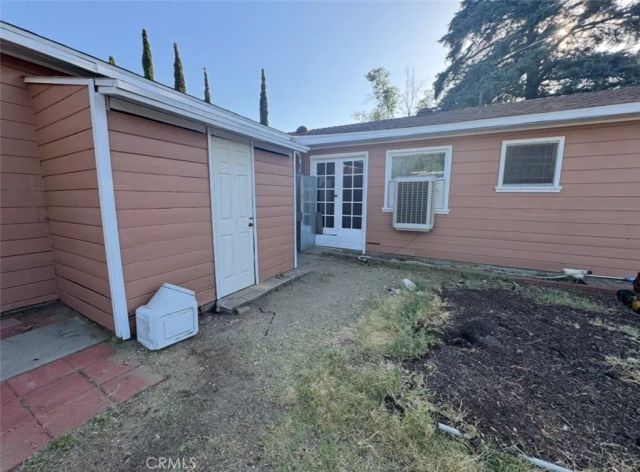 9167 Citrus Avenue, Fontana, CA 92335