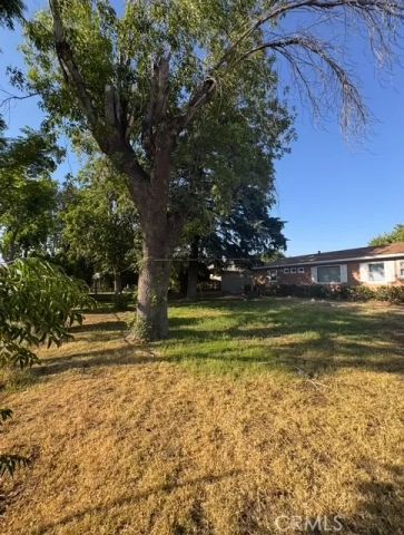 9167 Citrus Avenue, Fontana, CA 92335