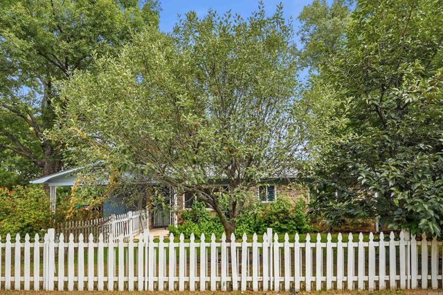406 Cottonwood Street, Hot Springs, AR 71913