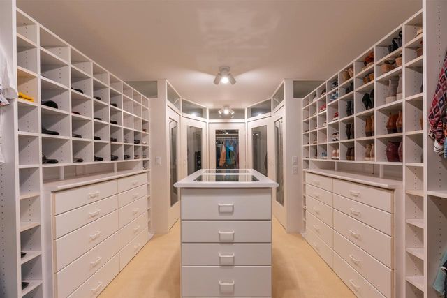 4127 Kammel Road, La Crosse, WI 54601