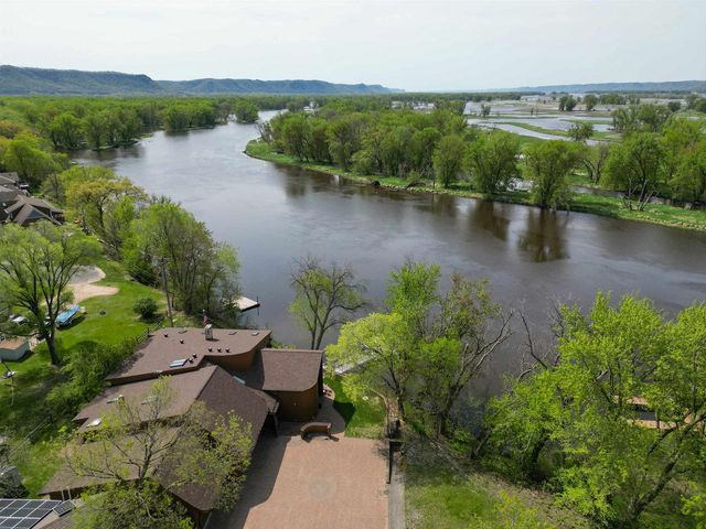 4127 Kammel Road, La Crosse, WI 54601