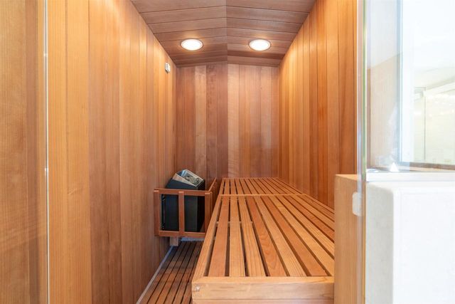 4127 Kammel Road, La Crosse, WI 54601