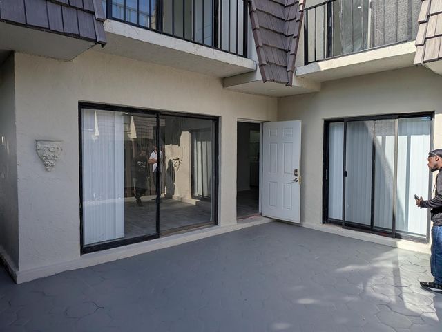 1733 N Congress Avenue, West Palm Beach, FL 33401