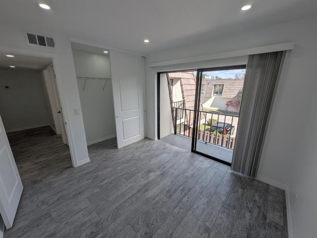 1733 N Congress Avenue, West Palm Beach, FL 33401