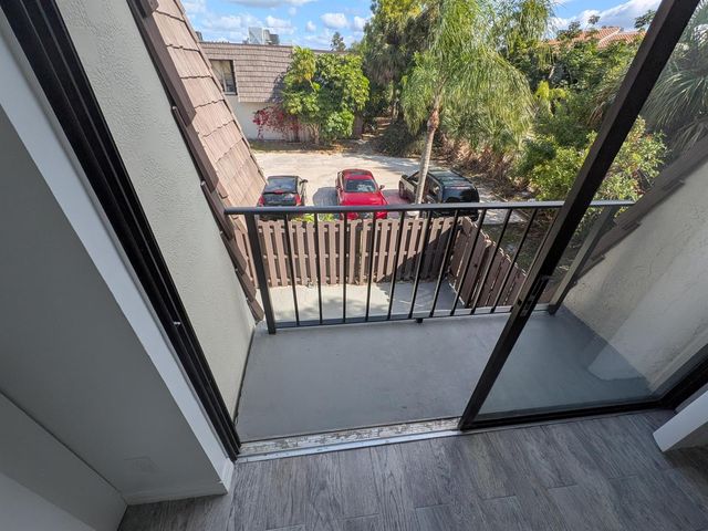 1733 N Congress Avenue, West Palm Beach, FL 33401