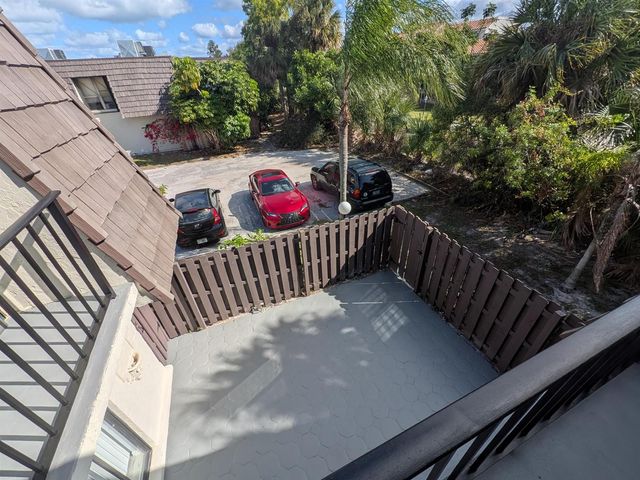 1733 N Congress Avenue, West Palm Beach, FL 33401