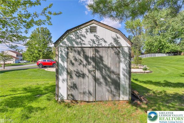 1875 Jenkins Drive, Easton, PA 18040