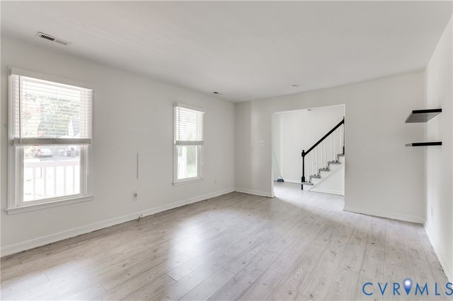 10008 Brittonwood Dr, North Chesterfield, VA 23237
