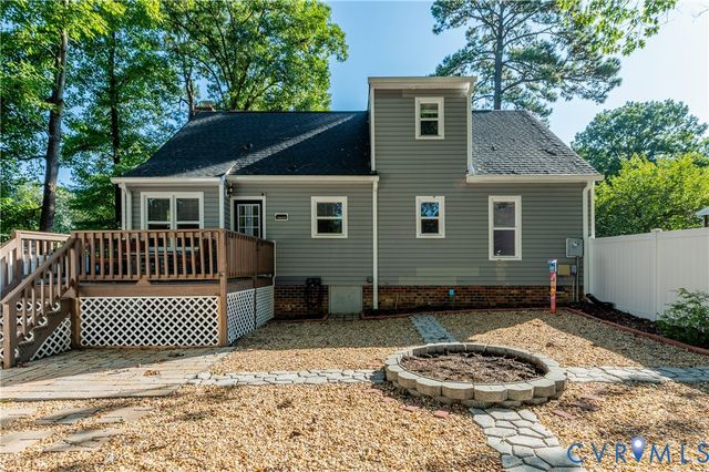 10008 Brittonwood Dr, North Chesterfield, VA 23237