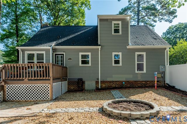 10008 Brittonwood Dr, North Chesterfield, VA 23237